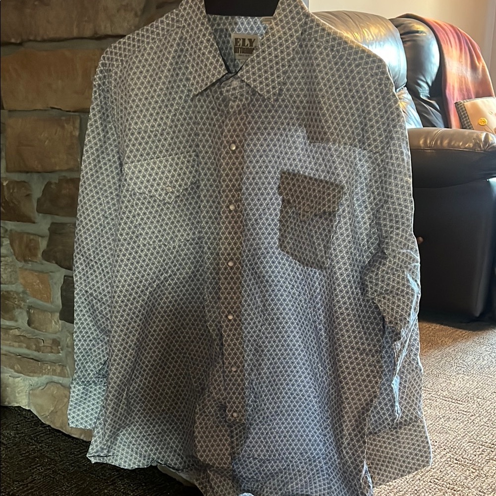 Ely Cattleman Blue and White Casual Button Down Shirt